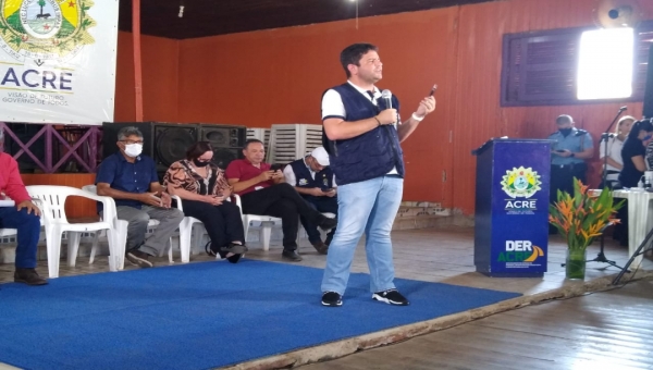 Em Xapuri, Gladson anuncia pacote de obras de 26 milhões, garante que vai construir ponte do Sibéria e convidar Bolsonaro para inauguração